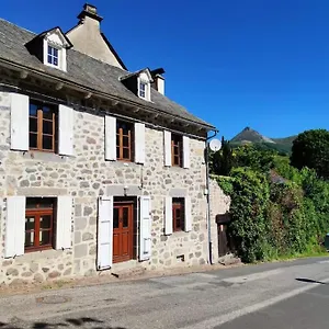 Maison Familiale Et Authentique Saint-Jacques-des-Blats