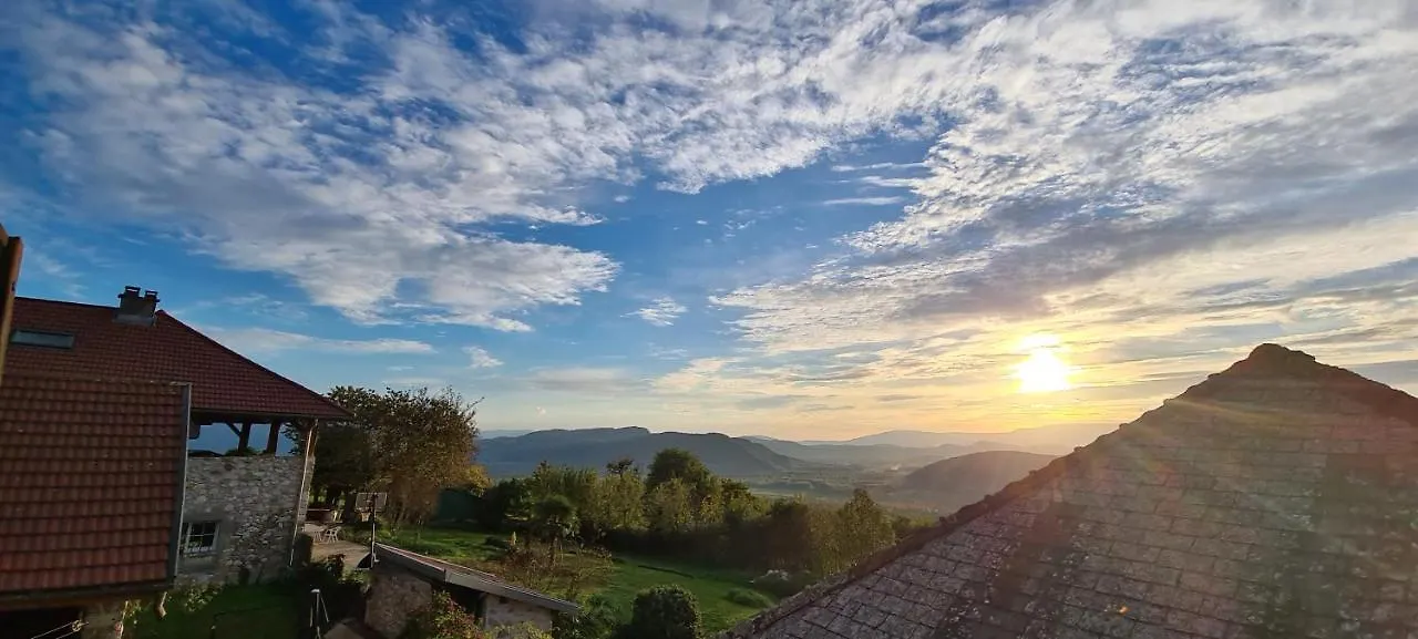 Gite la Montagnette Ruffieux Hébergement de vacances